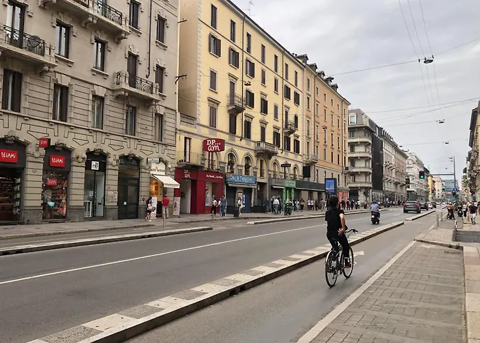 Mansarda Di Nolo-Mm Pasteur-Red Line